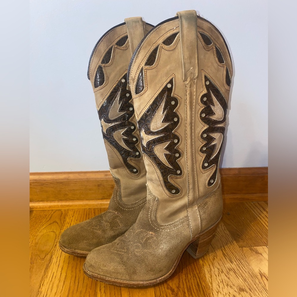 Women’s Vintage Miss Capezio Butterfly Western Boots Size 6.5M
